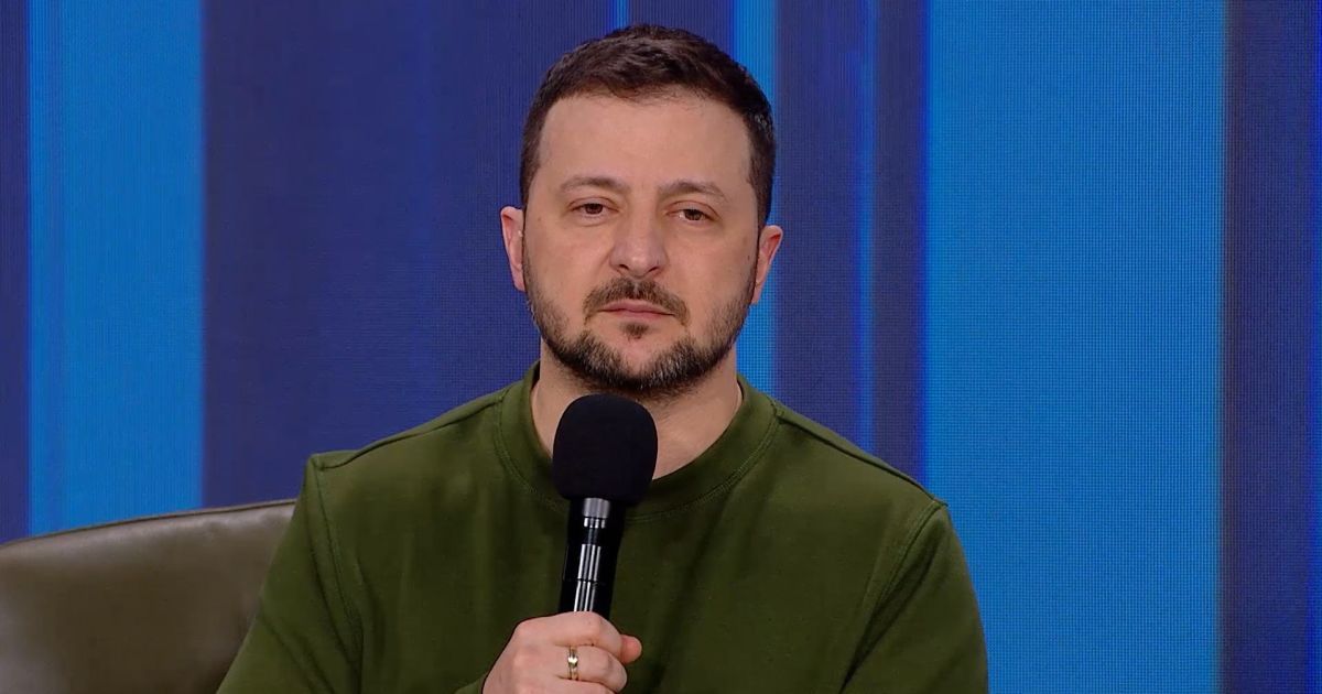 Володимир Зеленський проводить пресконференцію