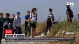 Новини України: волонтери збирали сміття з піску й трави острова Джарилгач