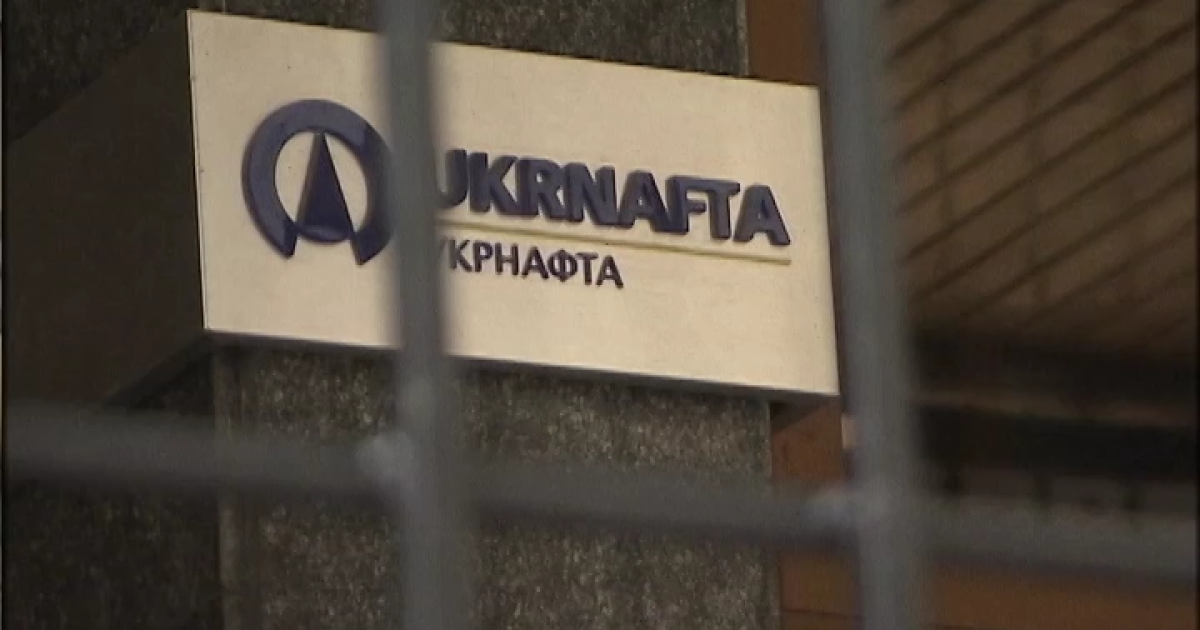 Столяра ждут на допросе