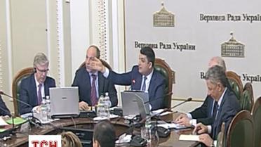 В Раду принесли повестку депутату "Оппоблока" Новинскому