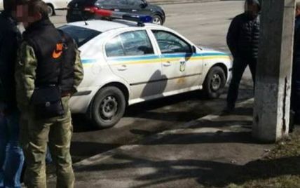 В Сумах полицейские "погорели" на взятке