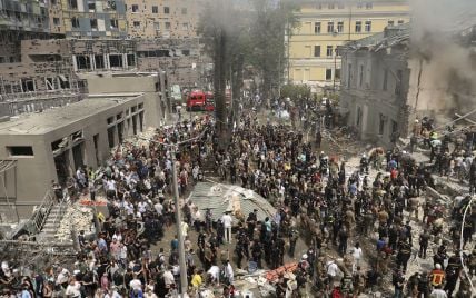 На выборы в гордуму Екатеринбурга выдвинулись первые два кандидата. Чем они известны