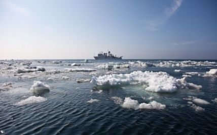 У Росії назвали причину стрімкого затоплення траулера в Охотському морі