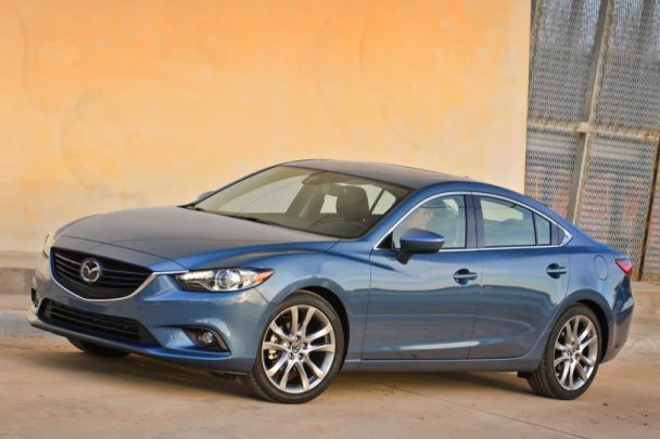  / © edmunds.com