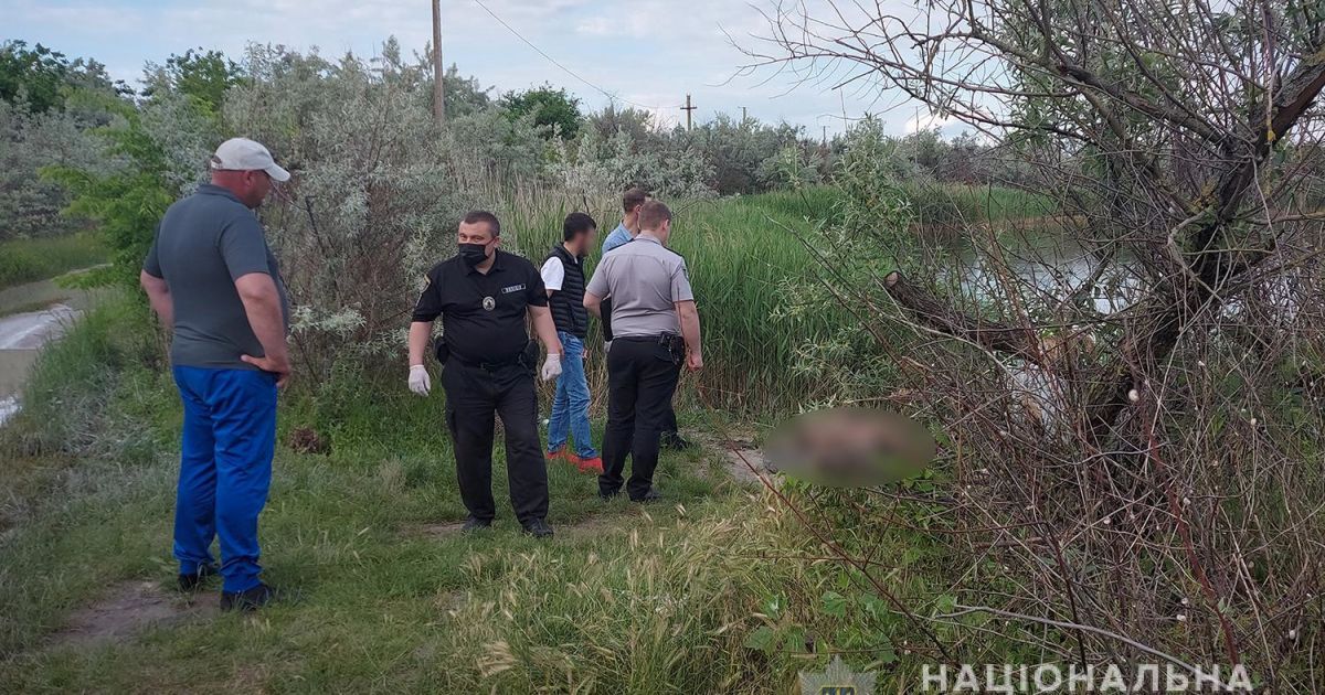 Посварилися через телевізор: в Миколаєві чоловік вбив власного батька і викинув тіло у річку