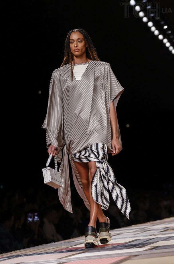 Колекція Louis Vuitton весна-літо 2025 / © Associated Press