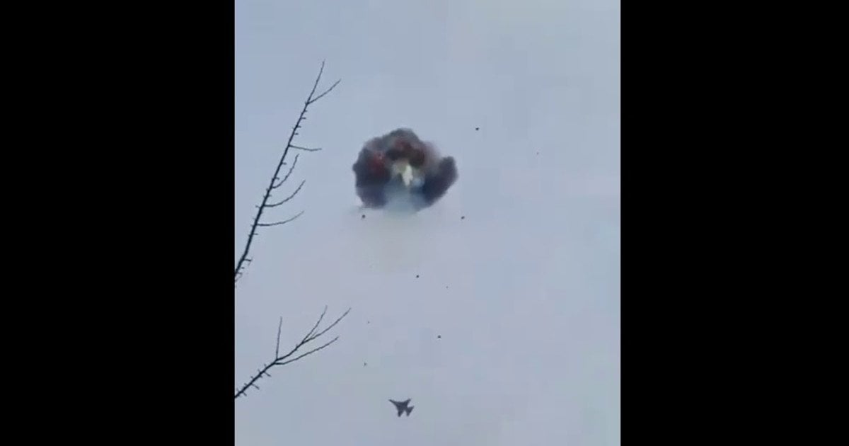 F-16 збиває ворожий Шахед