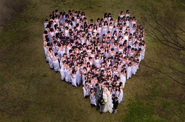 Найбільша кількість дівчаток-квіткарок на весіллі / © Guinness World Records