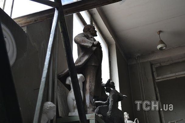 Оригинальный эскиз памятника Ленину в Мариуполе / © tsn.ua
