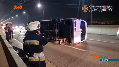 У Дніпрі водієві "Спринтера", повного пасажирів, стало зле за кермом