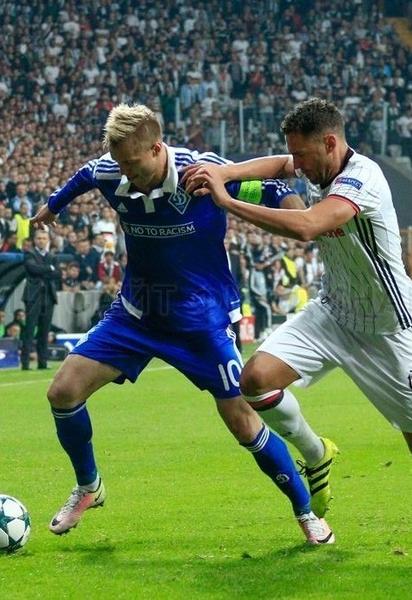 УЄФА оштрафував "Динамо" за поведінку фанатів у Лізі чемпіонів