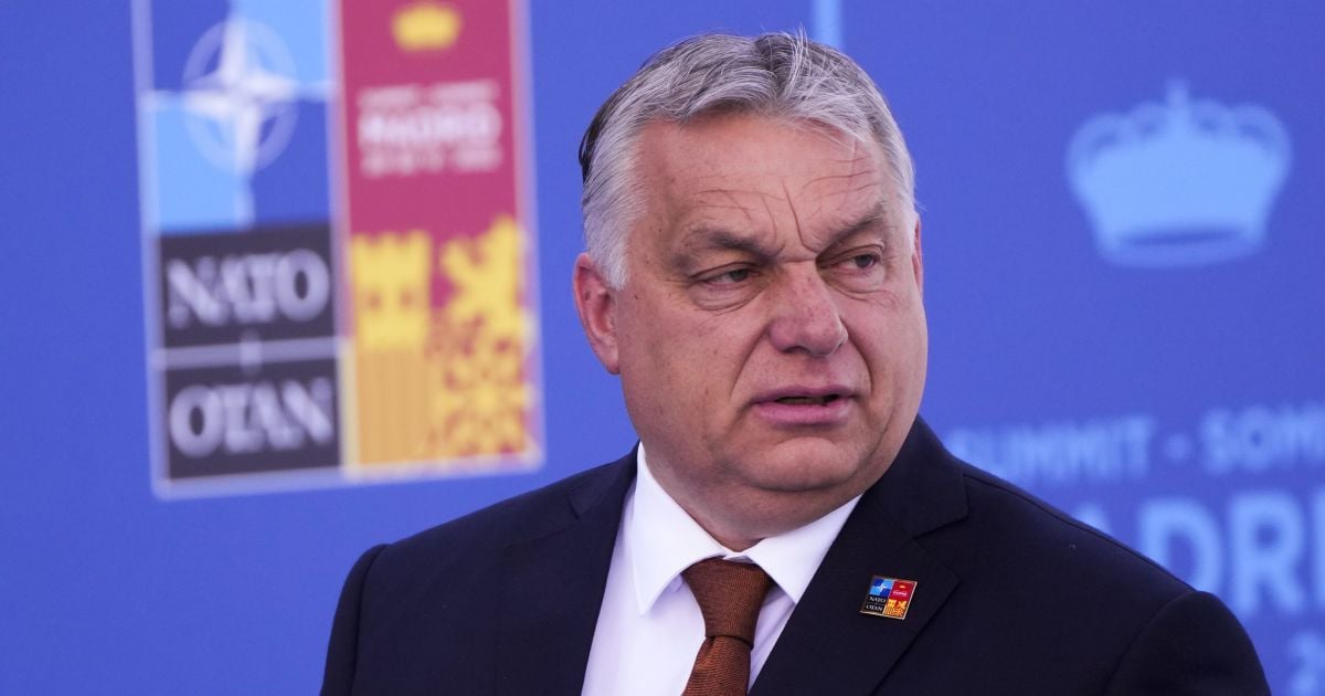 ЄС змінює правила голосування, аби Угорщина не могла вигороджувати РФ і не заважала допомагати Україні