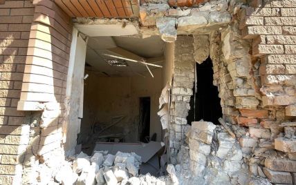 Оккупанты снова обстреляли Славянск: разрушен частный дом