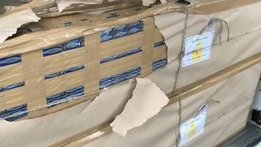 Цигарки перевозили під виглядом дипломатичної пошти / © СБУ