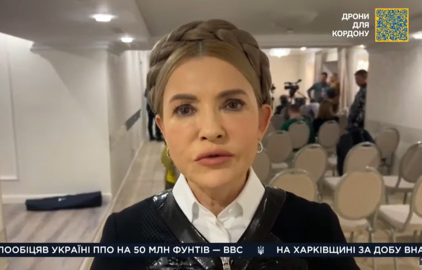 Орыс порносы: Қарақшылар пәтер иесін айуандықпен блять