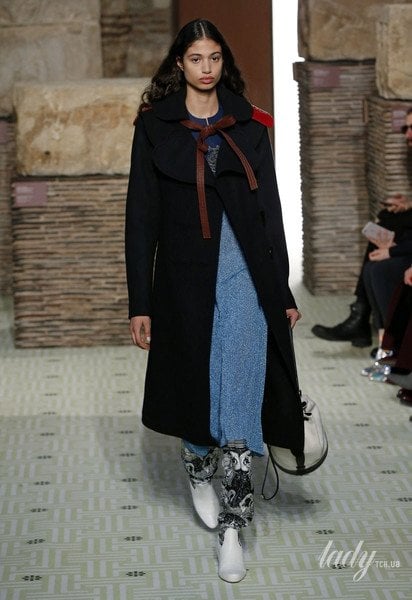 Коллекция Lanvin прет-а-порте сезона осень-зима 2019-2020 / © East News