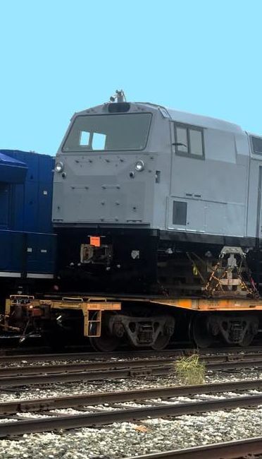 В Украину по океану отправляют первый локомотив производства американской General Electric