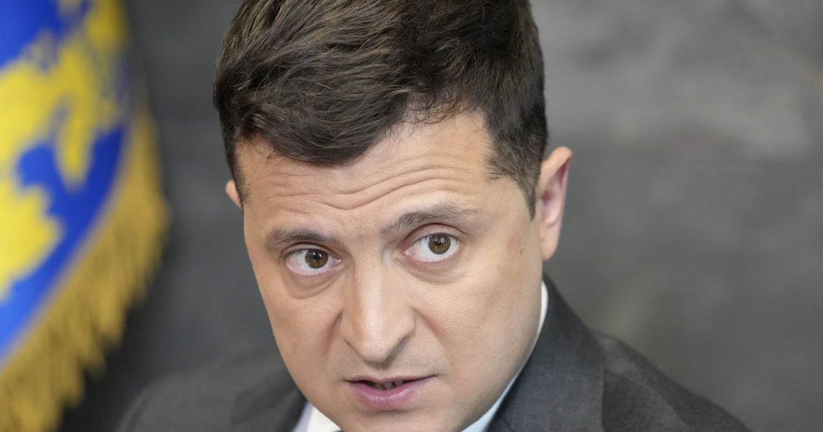 Встреча Зеленского и Байдена состоится на фоне "унижения Америки" в Афганистане и договоренностей с Меркель — Financial Times