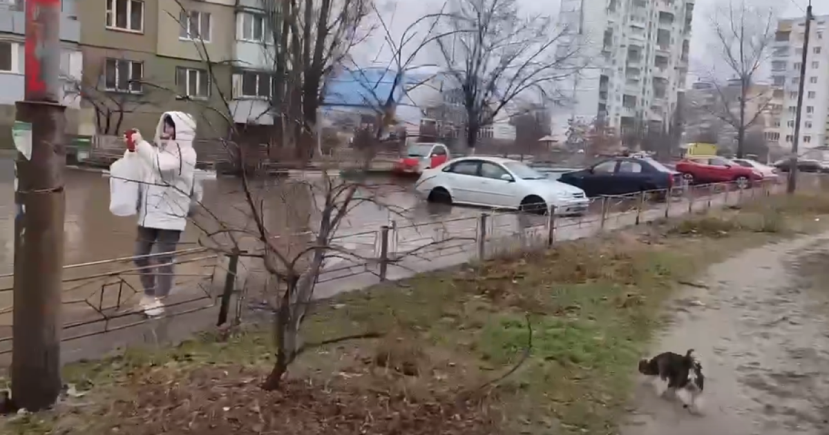 У Києві на Оболоні стався потоп