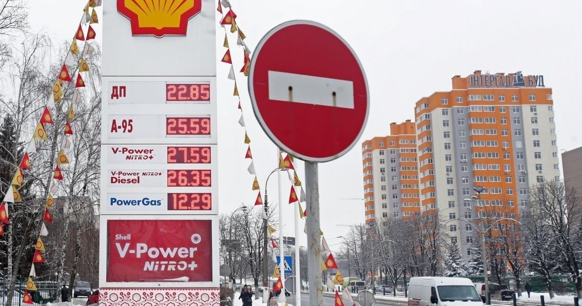 На АЗС снова меняют ценники на дизтопливо. Средняя стоимость горючего на 18 января