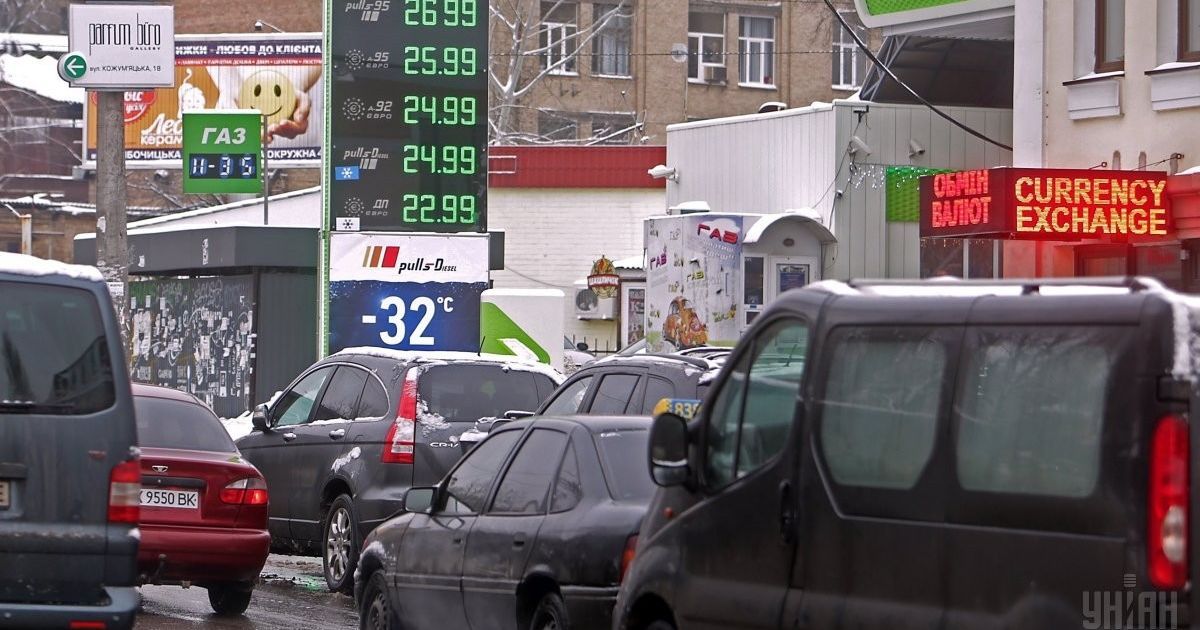 На АЗС поползли вверх цены на бензин и газ. Средняя стоимость топлива на 15 февраля