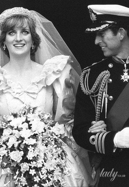 Принцесса Диана и принц Чарльз, свадьба 29 июля 1981 года / © Associated Press