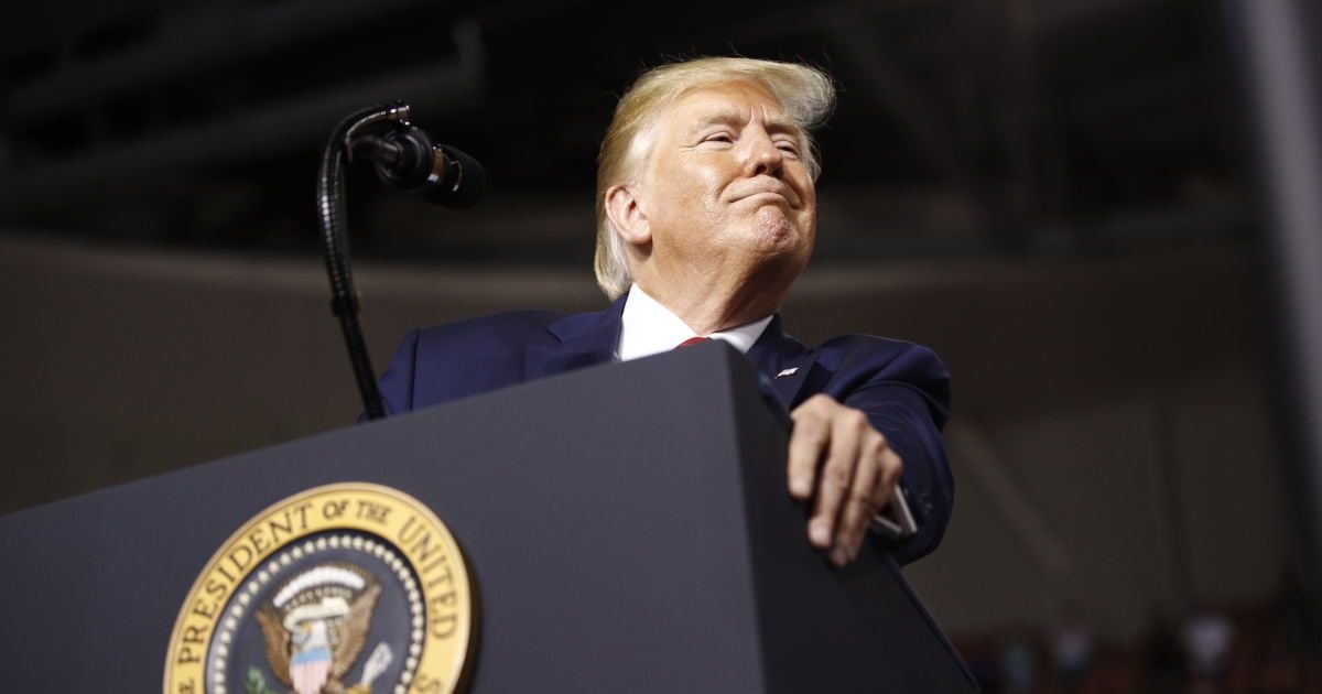 Трамп, который считает проблемы с климатом "надуманными", неожиданно появился на климатическом саммите ООН