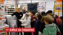 В Оренбурзі пенсіонери влаштували штовханину за безкоштовні сушарки для білизни
