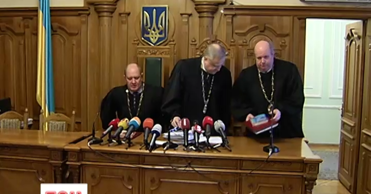 Суд решил рассматривать дело Кернеса в Полтаве