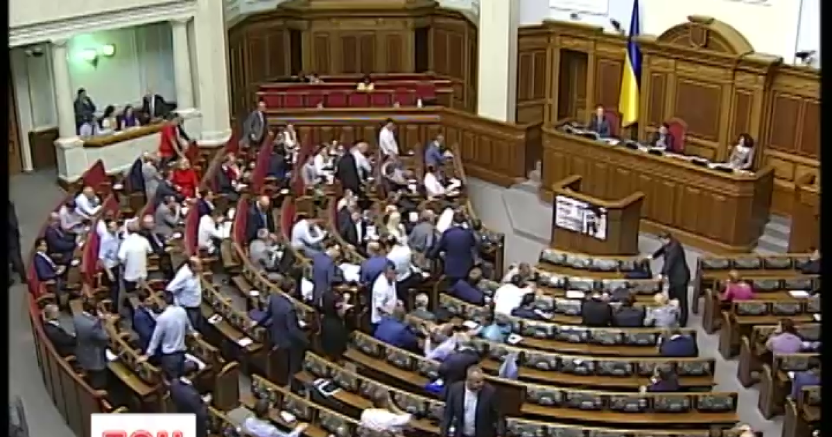 В Раде предлагают лишить Ани Лорак и Повалий звания "Народный артист Украины"