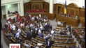 Парламент поступово оговтується від гарячих подій понеділка