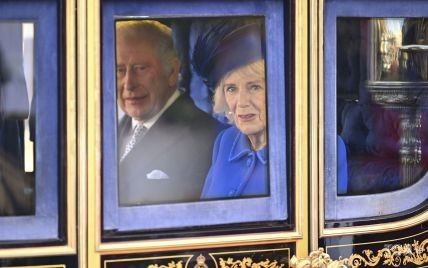 Уже готовятся: корона, в которой будет коронован Чарльз III, покинула знаменитый Лондонский Тауэр
