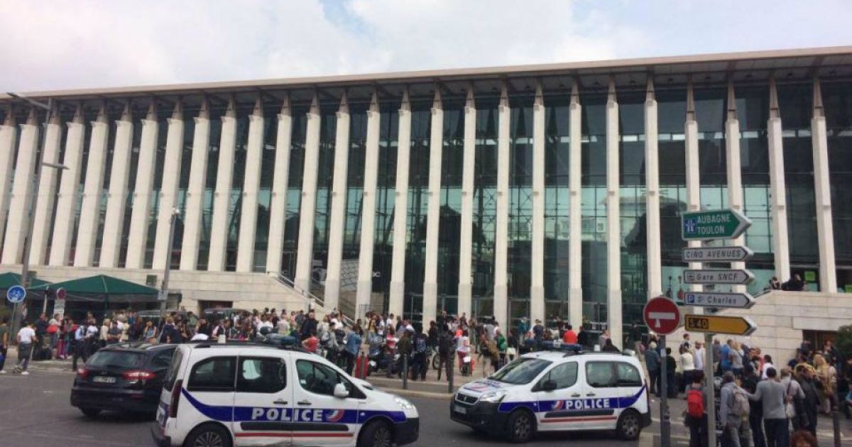 спецоперація на залізничному вокзалі в Марселі_1 / © Infos Françaises‏ / Twitter
