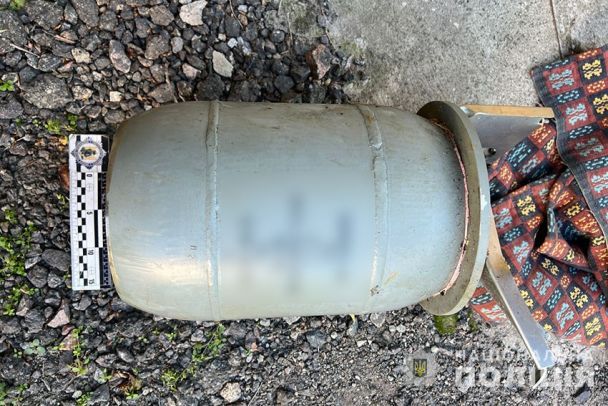 В Киеве взрывотехники обнаружили и разрядили два российских беспилотника, которые не сдетонировали после падения/Фото: Нацполиция