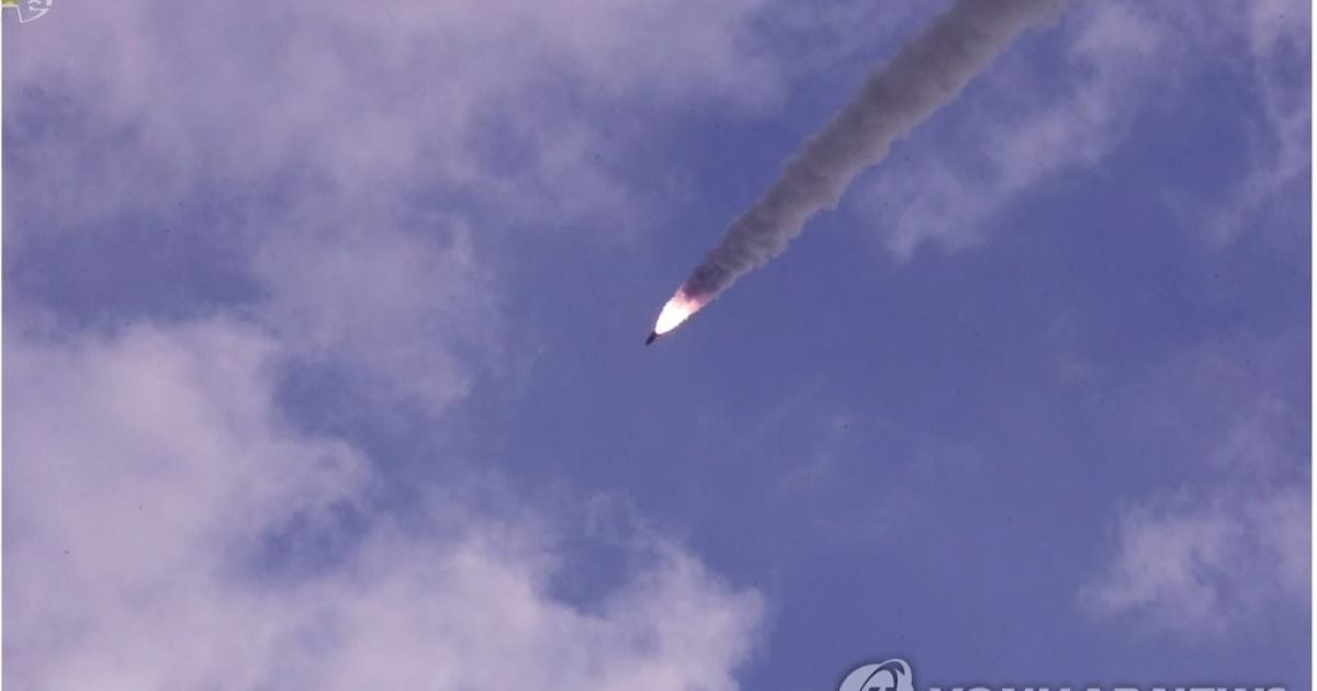 КНДР випустила снаряд у бік Японського моря: що відомо