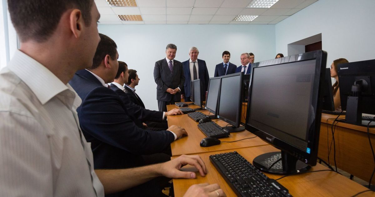 Стартовал  отбор в новую прокуратуру / © Facebook / Петр Порошенко