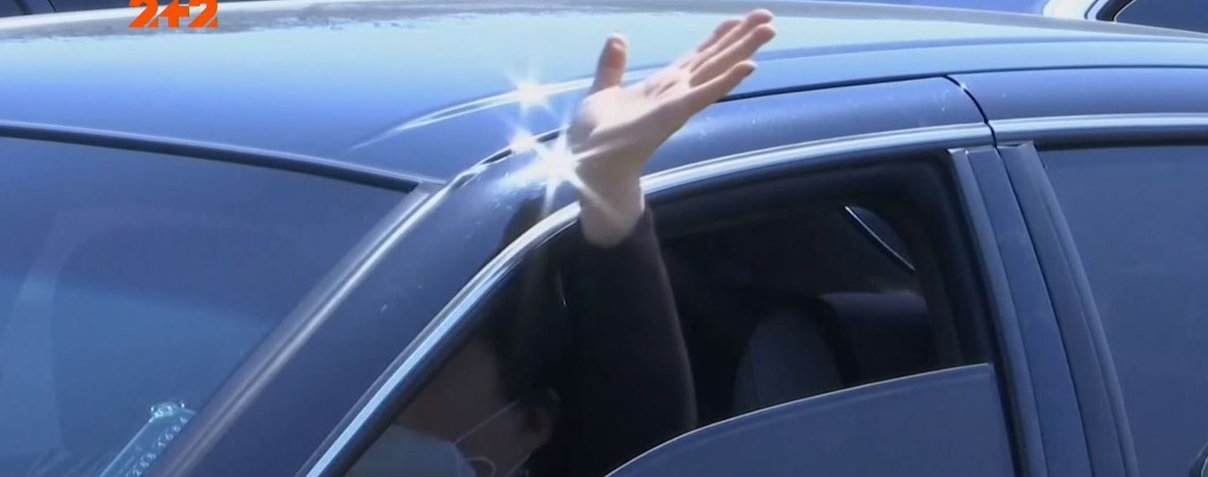 Карантинное богослужение: в Южной Корее молятся прямо на парковке в собственных автомобилях
