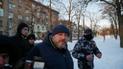 Активісти влаштували Крисіну біля суду "коридор ганьби" зі стусанами і плювками