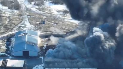 Армия РФ бомбит села, в которые вошли добровольцы
