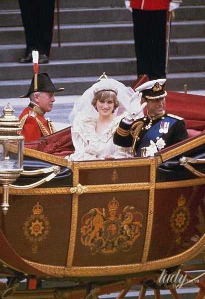 Принцесса Диана и принц Чарльз, свадьба 29 июля 1981 года / © Associated Press