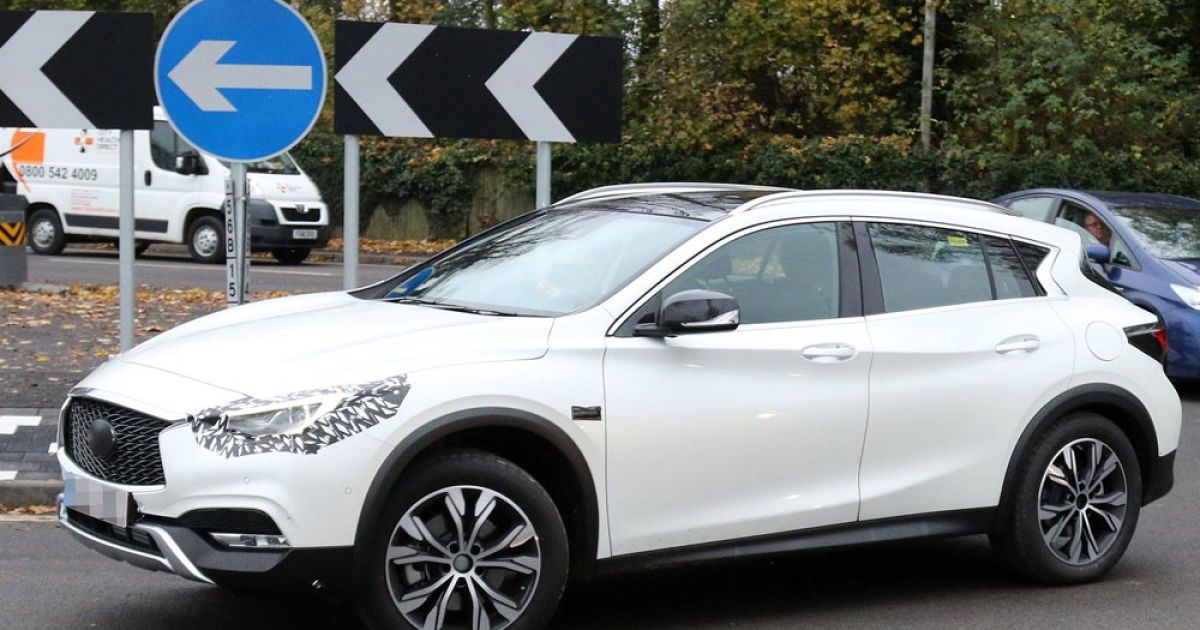 Серийный Infiniti QX30 попался фотошпионам