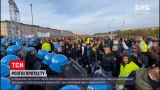 Новости мира: в Италии полиция водометами и слезоточивым газом разогнала протест