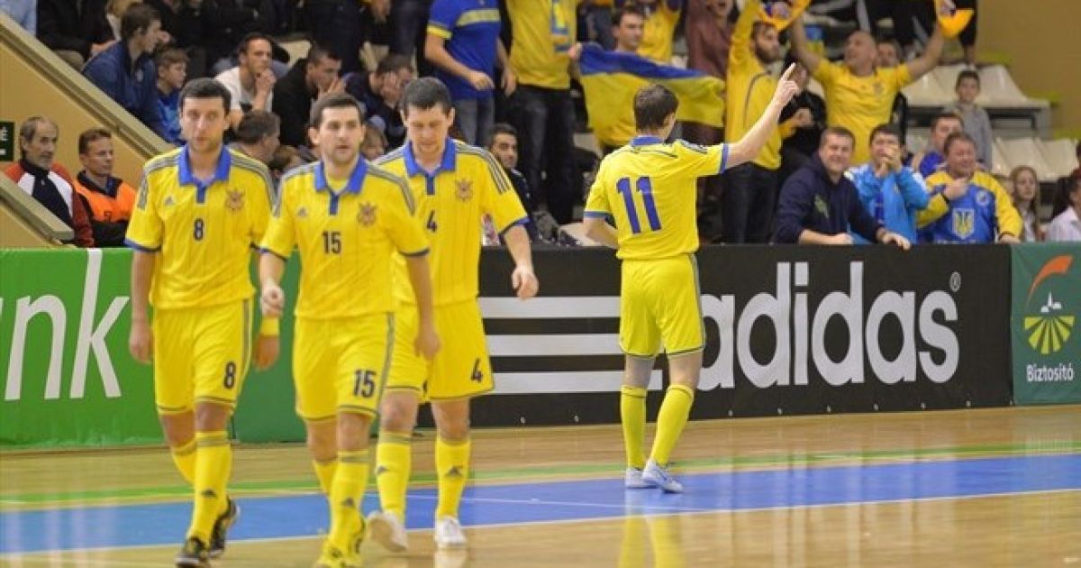 Футзалисты все ближе к Колумбии