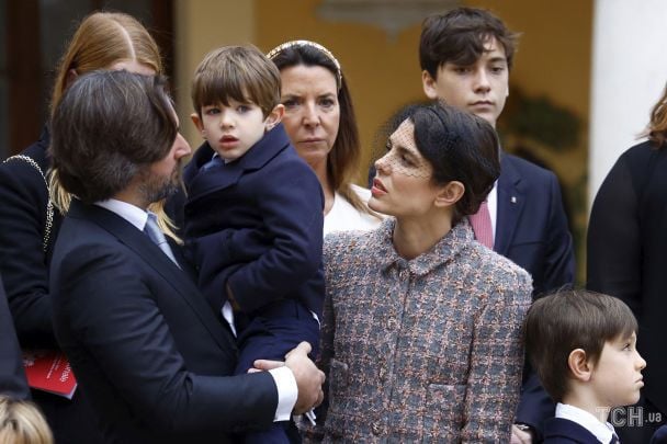 Шарлотта Казірагі та Дімітрій Рассам із синами / © Associated Press