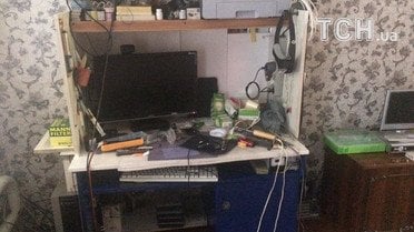 Заповзятливий хакер з Ніколя роздавав установам вірус "Petya.A" для ухиляння від податків / © Департамент Кіберполіції України