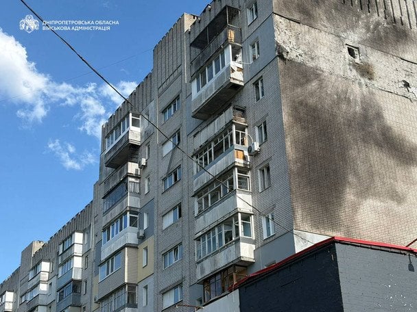 У Дніпрі через російський удар пошкоджені багатоповерхівки Фото Олександр Ганжа.