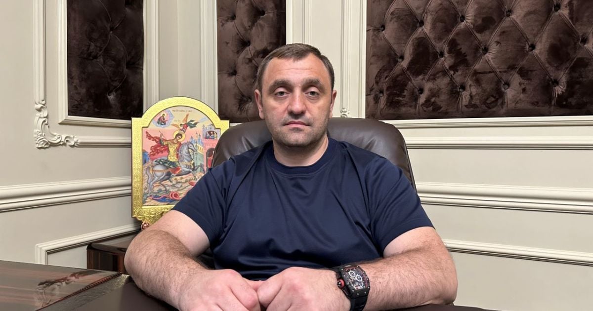 Ольга Полякова толығымен жалаңаш