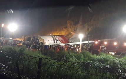 В Индии число погибших в результате жестокой посадки эвакуационного самолета возросло до 20