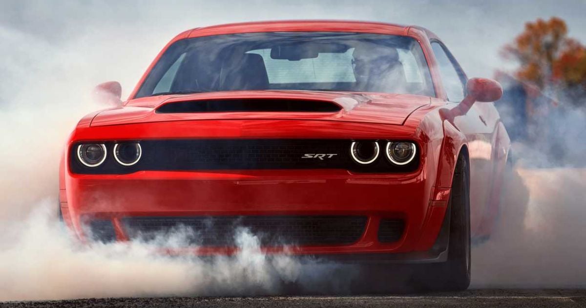 В Dodge рассказали детали о своем будущем электрическом масл-каре