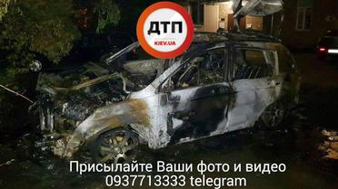 У Києві спалили машини_5 / © dtp.kiev.ua
